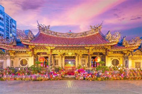 10 Destinasi Wisata Terbaik di Taiwan Tahun 2021